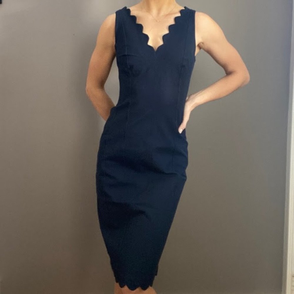 Banana Republic Scallop Detail Navy Dress, Size 6, New with Tags!